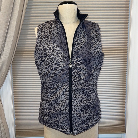 NWT Dress Barn Reversible Quilted Vest - Picture 6 of 8